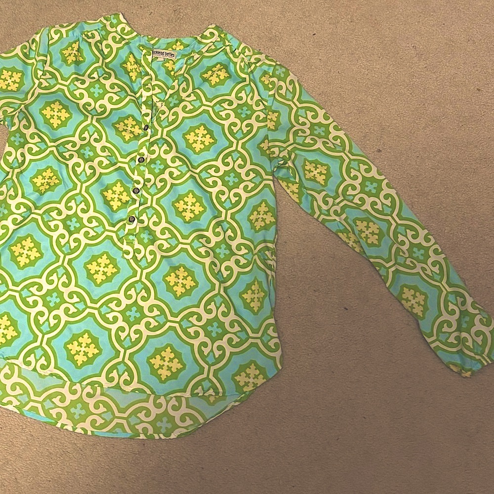 Buckhead Betties Retro/Geometric Blouse